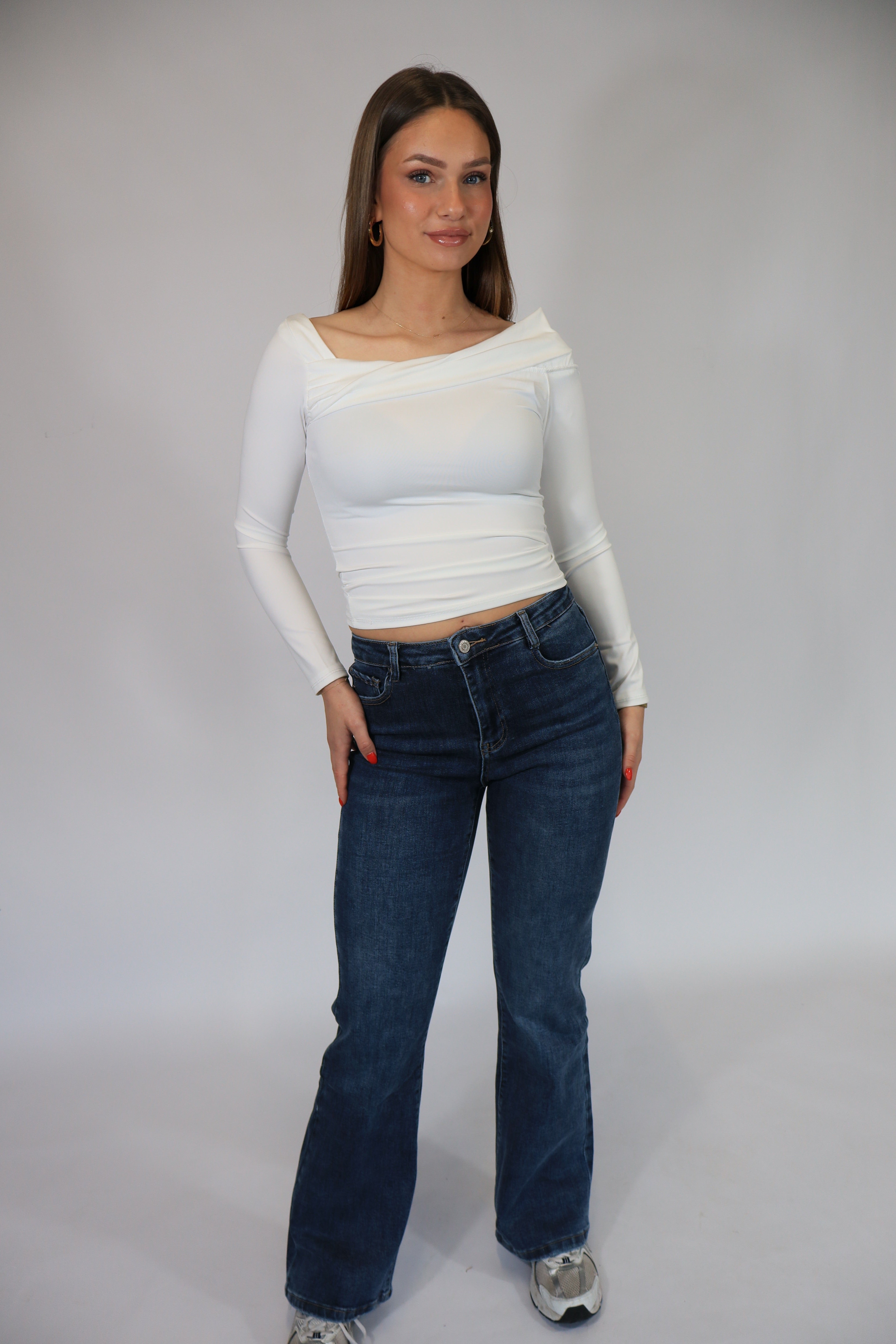 Lynn Flared Jeans - Stretch